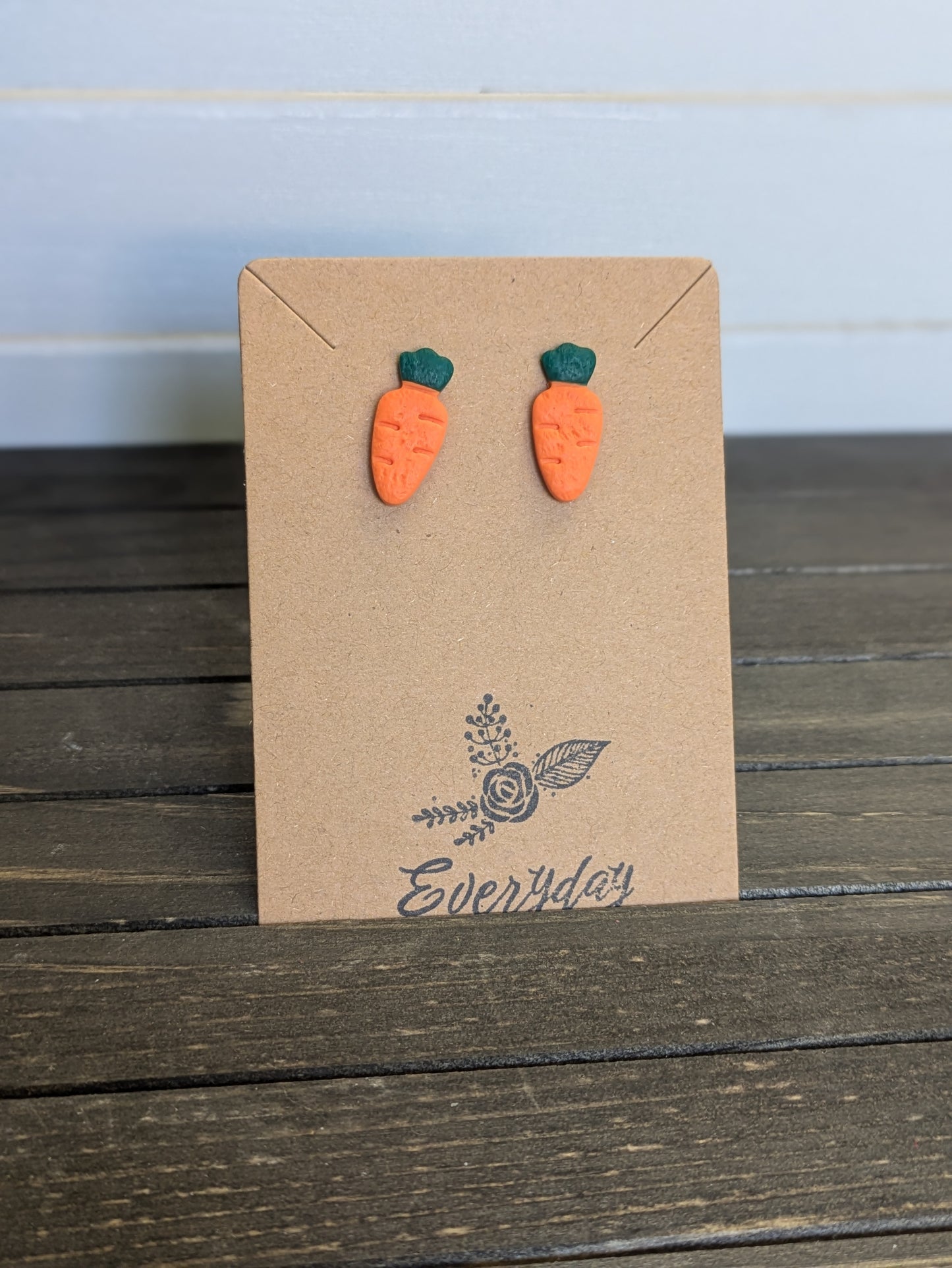 Carrot Studs